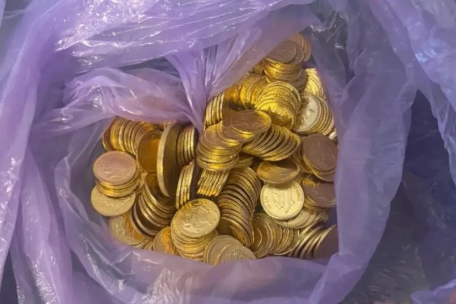 Σε σκηνές δήλωνε ότι έμενε η οικογένεια των Ρομά που πιάστηκε για την απάτη του ενός εκατ. ευρώ με τις λίρες στη Λάρισα, τα νέα στοιχεία της έρευνας