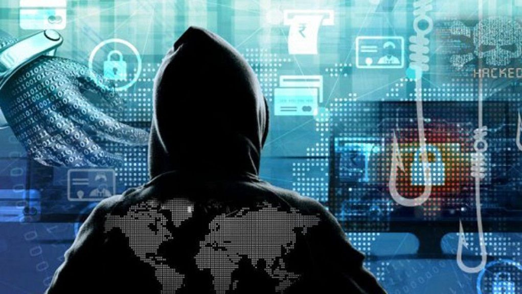 Διαβάστε το υβριστικό μήνυμα που έλαβε ο πρώην υπουργός Αγροτικής Ανάπτυξης – Δικογραφία σε βάρος δύο αδερφών από την Κρήτη