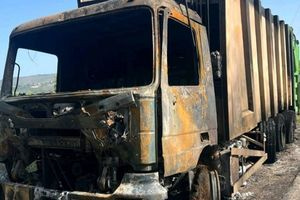 Έγγραφο από την Εισαγγελία στον Δήμο για το καμένο απορριμματοφόρο