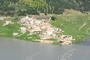 Έτσι άδειασαν το φράγμα Αποσελέμη: “Τραβούσαν” νερό σαν “να μην υπήρχε… αύριο” λόγω ΔΕΗ!