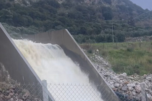 Λυτρωτικές οι βροχοπτώσεις, αλλά αδυσώπητες οι συγκρούσεις – Στο κόκκινο η κόντρα ΟΑΚ και Ζ. Δοξαστάκη