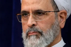 Ιράν: Ο Αλιρεζά Αραφί προσωρινός διάδοχος του Χαμενεΐ μετά τον θάνατό του