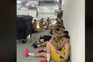 Εγκλωβισμένοι στο Αμπού Ντάμπι η ομάδα μπάσκετ Κ18 του Άρη