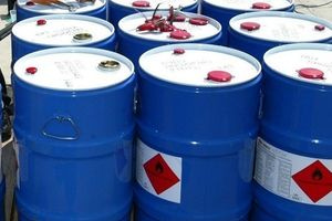 Οι τιμές του πετρελαίου παραμένουν υψηλές, καθώς ο πόλεμος στη Μ. Ανατολή μαίνεται