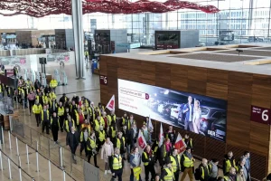 Γερμανία: Ακυρώνονται όλες οι πτήσεις στο αεροδρόμιο Βερολίνου/ Βρανδεμβούργου λόγω απεργίας