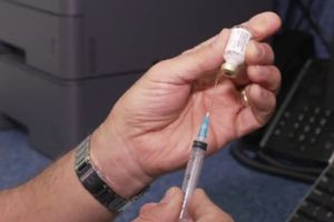 Συναγερμός στη Βρετανία: Αυξήθηκαν σε 27 τα κρούσματα μηνιγγίτιδας – Δύο θάνατοι – Κρούσμα και στη Γαλλία