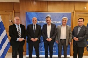 Ο Γιάννης Βρούτσης παρέδωσε στον ΣΕΕΝ τον «Χάρτη του ελληνικού αθλητισμού», μέσω του e-Kouros