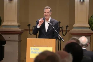 Παραιτήθηκε ο πρόεδρος του FDP μετά τις τελευταίες ήττες σε κρατιδιακές εκλογές στη Γερμανία