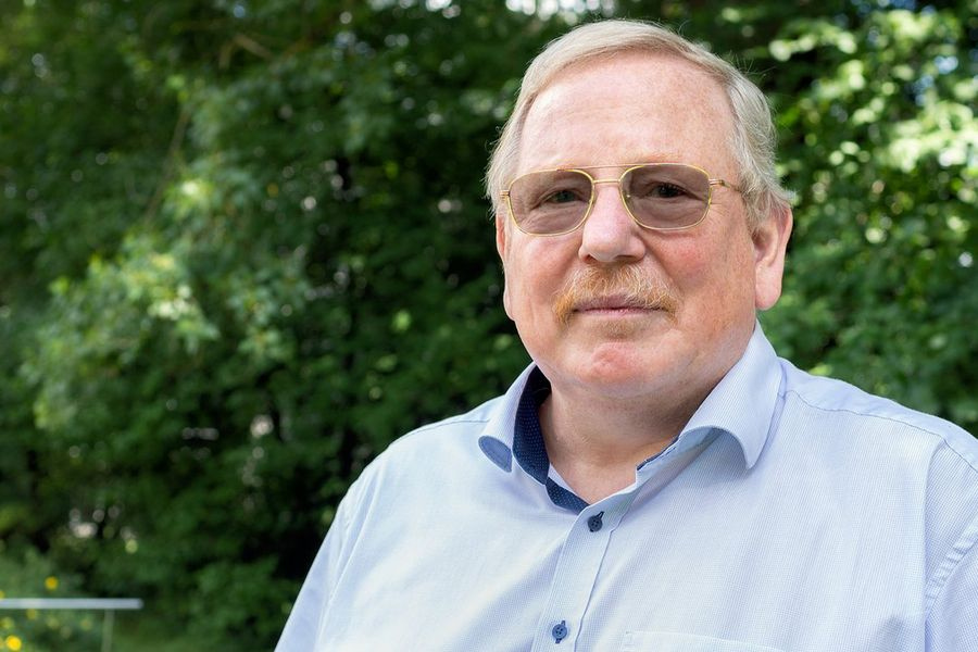 Ο καθηγητής Reinhard Genzer που ανακάλυψε μια υπερμεγέθη μαύρη τρύπα, μίλησε στο ΙΤΕ