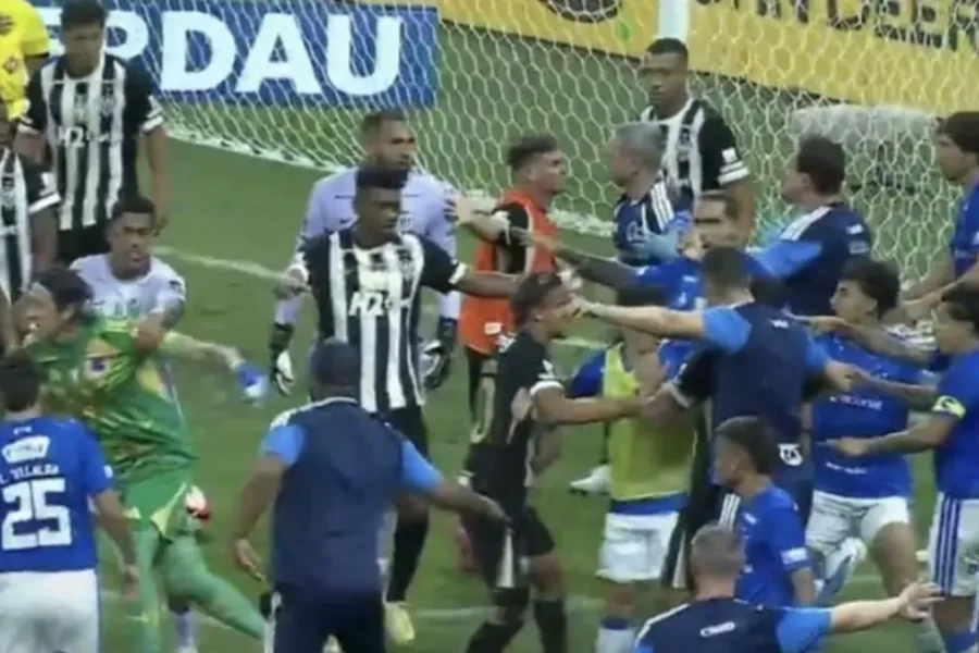 Βραζιλία: Σοβαρά επεισόδια και 23 αποβολές στο Κρουζέιρο-Ατλέτικο Μινέιρο!