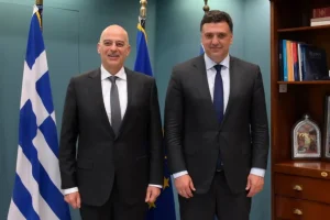 Συνάντηση Δένδια – Κικίλια για τη σχεδίαση και ναυπήγηση του Εθνικού Πλοίου