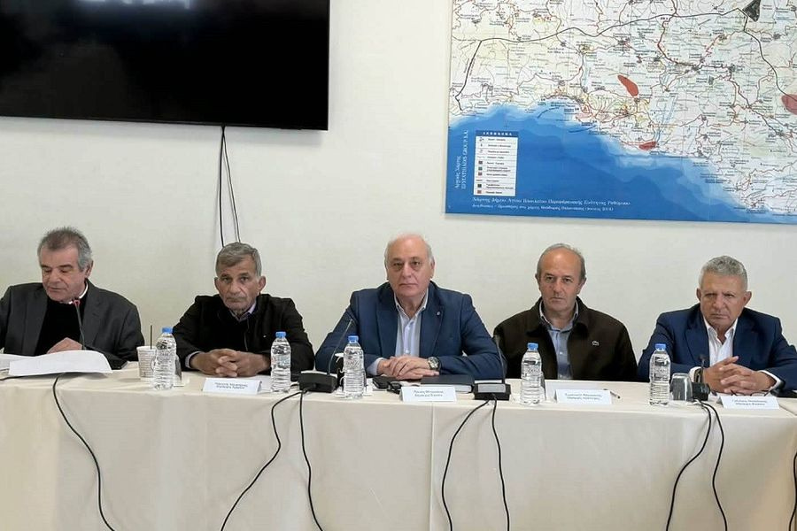 Ευρεία σύσκεψη για το Νότιο Οδικό Άξονα Κρήτης με τη συμμετοχή του δημάρχου Βιάννου Παύλου Μπαριτάκη