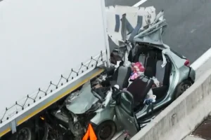 Τραγωδία στην Εγνατία Οδό: Πώς έγινε το τροχαίο με τις διαδοχικές συγκρούσεις και την παράσυρση του υπαλλήλου