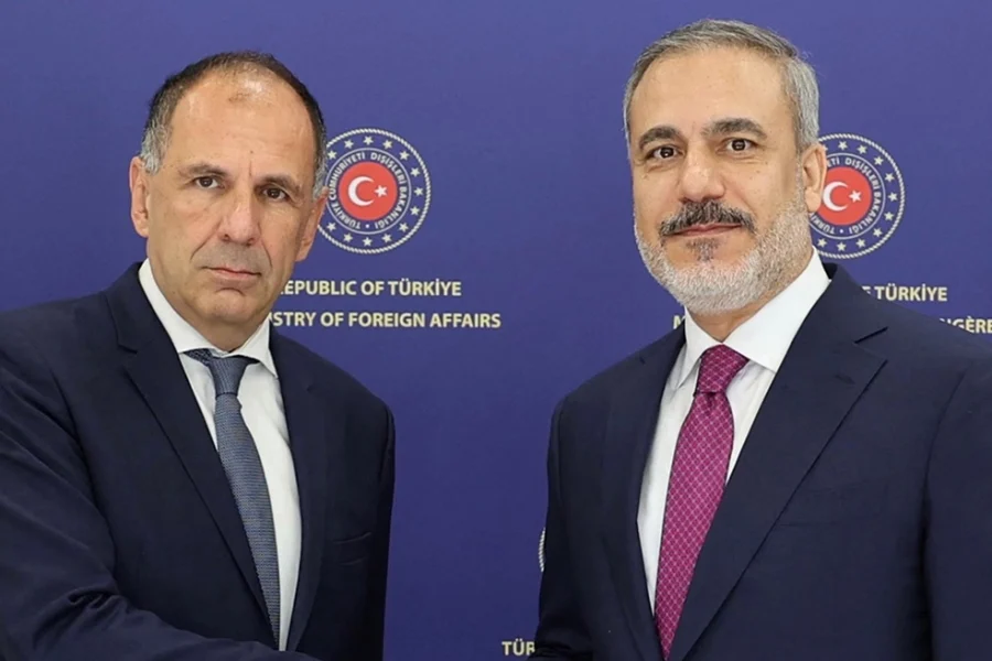 Τηλεφωνική επικοινωνία Γεραπετρίτη – Φιντάν για τις εξελίξεις στη Μέση Ανατολή