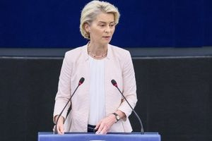 Φον ντερ Λάιεν: Στεκόμαστε όλοι μας με πλήρη αλληλεγγύη στο πλευρό της Κύπρου