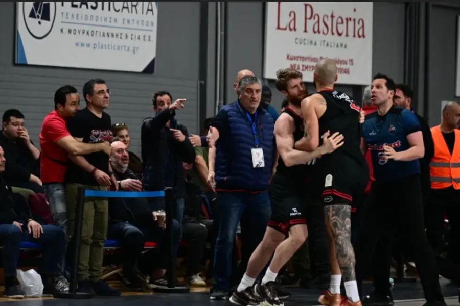 Επεισόδιο του Φουρνιέ με οπαδό του Πανιωνίου: Πήγε να του… ορμήξει ο Γάλλος και αποβλήθηκε