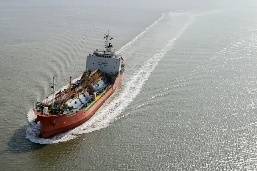 Επίθεση με drones σε τουρκικό δεξαμενόπλοιο στη Μαύρη Θάλασσα