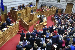 Κυριάκος Μητσοτάκης: Έγινε 58 ετών ο πρωθυπουργός – Οι ευχές και τα κεράσματα στη βουλή