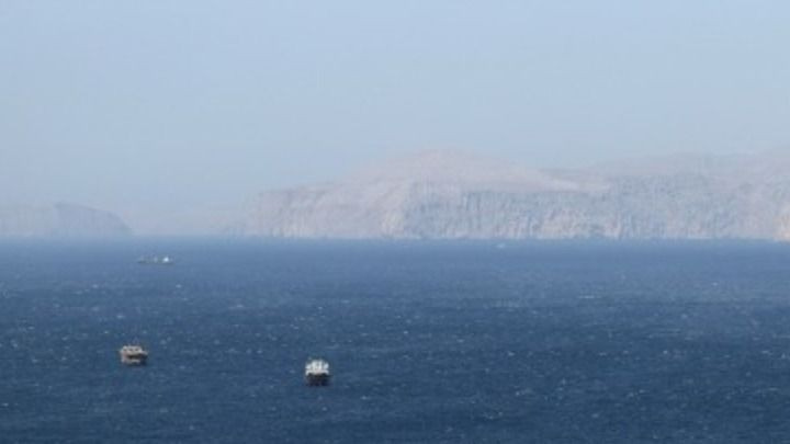 Ιράν: Οι βουλευτές προτείνουν την επιβολή τελών διέλευσης στα πλοία που διαπλέουν το Στενό του Χορμούζ