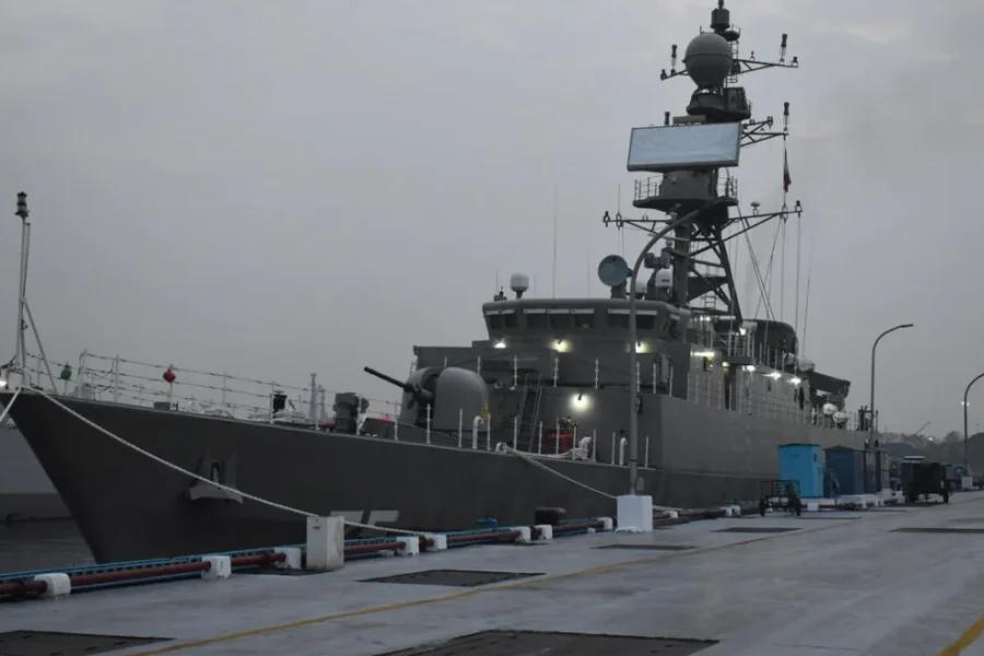 Τουλάχιστον 87 οι νεκροί από τη βύθιση της ιρανικής κορβέτας στον Ινδικό Ωκεανό