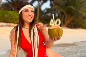 Η Ιωάννα Παλιοσπύρου γιόρτασε τα 40ά γενέθλιά της στις Μαλδίβες: Μια συναρπαστική δεκαετία ξεκινά, γράφει