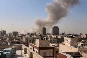 Bloomberg: Παρασκηνιακές πιέσεις ΗΑΕ και Κατάρ -Ζητούν από τους συμμάχους να βοηθήσουν τον Τραμπ να βρει «διέξοδο» στο θέμα του Ιράν