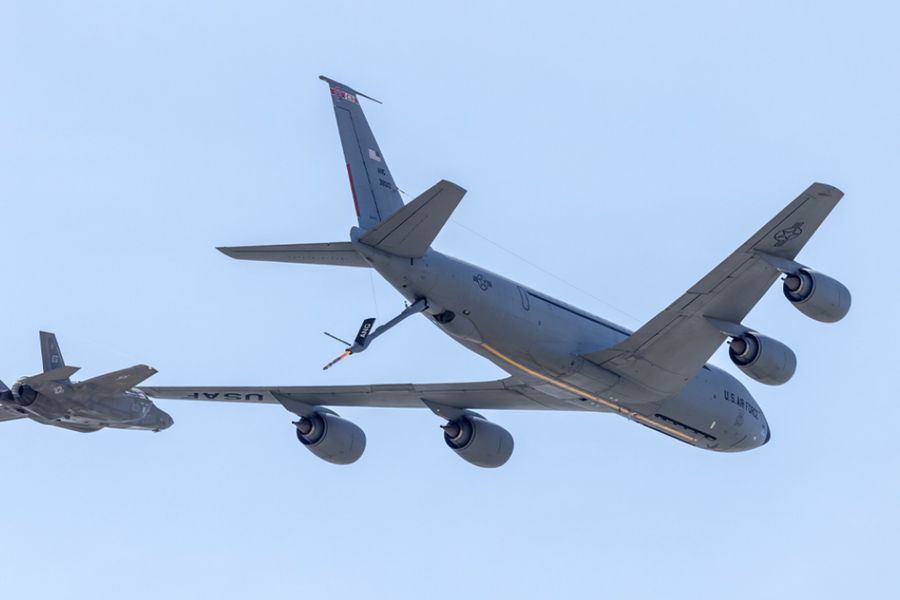 Μέση Ανατολή: Θρίλερ με αμερικανικό ιπτάμενο τάνκερ που συνετρίβη στο Ιράκ: Εμείς το ρίξαμε λέει φιλοϊρανική οργάνωση