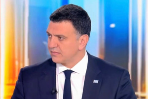 Εγκλωβισμένα 10 ελληνικά πλοία στον Περσικό Κόλπο και 85 ναυτικοί, συνολικά 325 ελληνόκτητα στην περιοχή – Τι λέει ο Θάλαμος Επιχειρήσεων (vid)