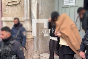 (ΒΙΝΤΕΟ – ΦΩΤΟ) Κύκλωμα εμπορίας ανθρώπων: Αρνούνται τις κατηγορίες ο φερόμενος «αρχηγός» και οι υπάλληλοι του «αμαρτωλού» ΚΕΠ