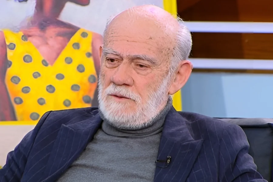 Γιώργος Λιάνης: Είμαι εξαιρετικός παππούς και πανάθλιος πατέρας