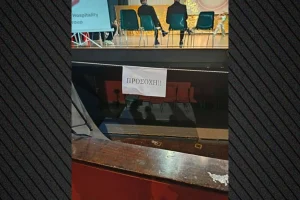 Κέρκυρα: Στο νοσοκομείο 13χρονη που έπεσε από ύψος τριών μέτρων σε απονομή βραβείων