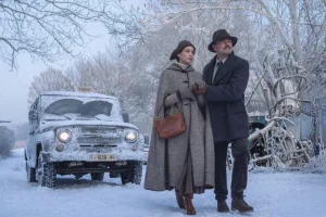 Ο Λεονάρντο Ντι Κάπριο και η Τζένιφερ Λόρενς στην πρώτη εικόνα από τη νέα ταινία του Σκορσέζε