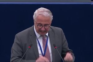 Γιάννης Μανιάτης για Predator: «Αποκαλύφθηκε η σκευωρία της κυβερνητικής συγκάλυψης»