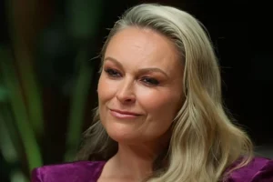 ΗΠΑ: Πέθανε σε ηλικία 54 ετών από καρκίνο η παρουσιάστρια Μελ Σίλινγκ