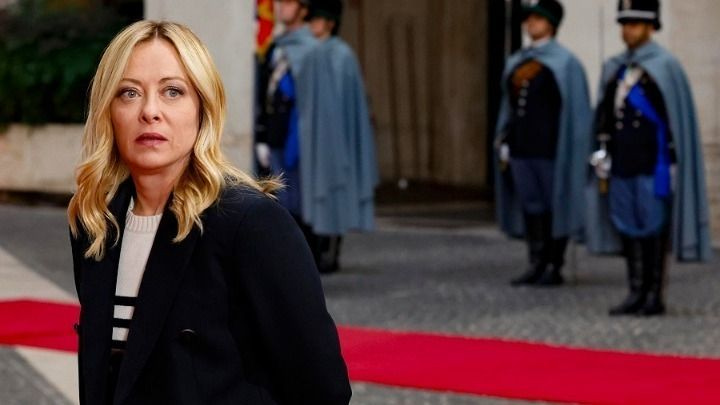 Μελόνι: Δεν λάβαμε αίτημα για χρήση των βάσεων, δεν είμαστε σε πόλεμο και δεν θέλουμε να ξεκινήσουμε πόλεμο