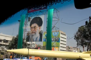 Το Ιράν απάντησε στο σχέδιο 15 σημείων των ΗΠΑ εν μέσω νέων απειλών του Τραμπ