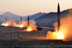 Ιράν: Οι Φρουροί της Επανάστασης δήλωσαν ότι στοχοποίησαν το αμερικανικό αεροπλανοφόρο Abraham Lincoln