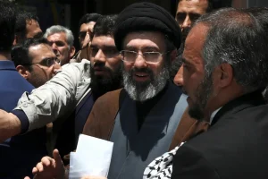 Πρώτη πυραυλική επίθεση κατά του Ισραήλ υπό τον νέο ηγέτη του Ιράν