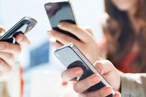 ΕΟΠΥΥ: Προειδοποιήσεις για παραπλανητικά μηνύματα SMS