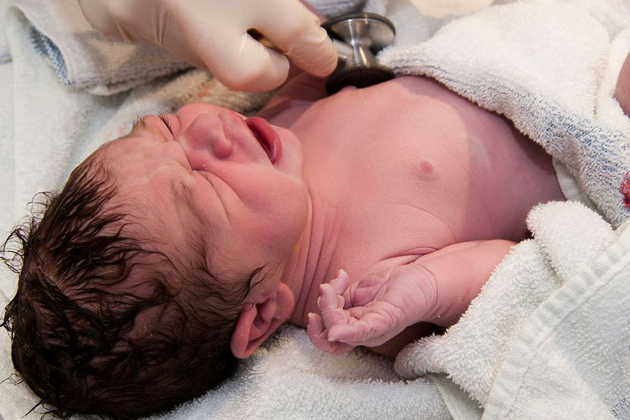 Γιάννης Παχάκης: Ο γιατρός που είχε πάθει έμφραγμα και συνέχισε το χειρουργείο! -«Και τώρα το ίδιο θα έκανα»