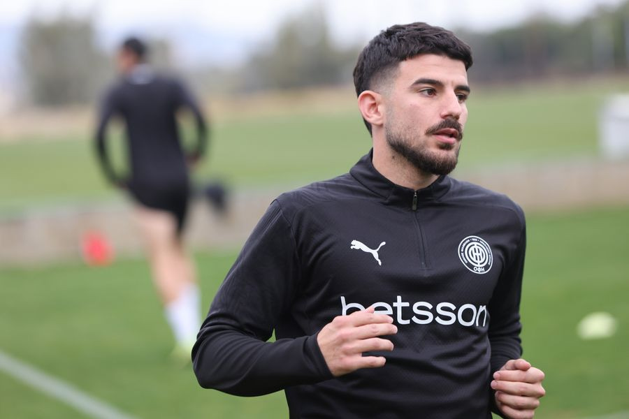 Παραμένει στον ΟΦΗ για άλλα 3 χρόνια ο Θανάσης Ανδρούτσος