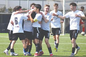 Ποδόσφαιρο: Έκαναν το….χατ-τρικ οι «μικροί» του ΟΦΗ