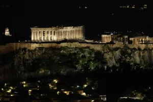 Ώρα της Γης 2026: Σβήνουμε τα φώτα για μια ώρα το Σάββατο 28/3 τις 20:30