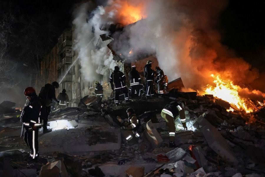 Η Ρωσία εκτόξευσε ομοβροντία πυραύλων και drones στην Ουκρανία – Τουλάχιστον 7 νεκροί