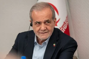 Ιράν: «Είμαστε έτοιμοι να τερματίσουμε τον πόλεμο, αλλά θέλουμε εγγυήσεις», λέει ο Πεζεσκιάν