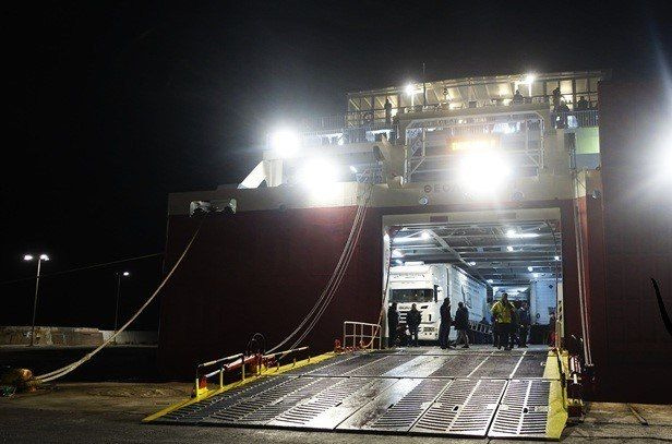 Ραφήνα: Εμπλοκή κάβου στην προπέλα του πλοίου «Θεολόγος» – Ταλαιπωρία για 673 επιβάτες