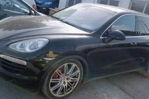 Απάτη με κρυπτονομίσματα: Ο Κρητικός που κυκλοφορούσε με Porsche στο χωριό και άλλοι Κρητικοί αντιμέτωποι με τη Δικαιοσύνη