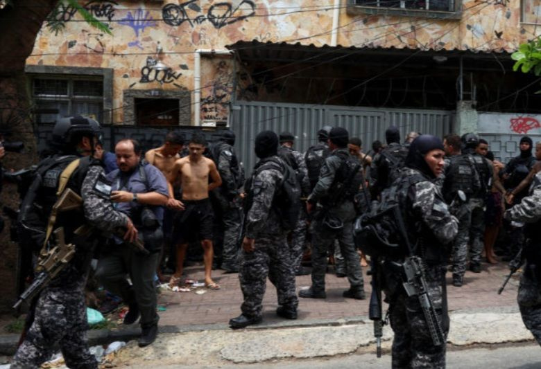 Έφοδος των δυνάμεων ασφαλείας στο Ρίο ντε Ζανέιρο της Βραζιλίας – 8 νεκροί