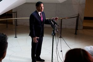 Ο Μάρκο Ρούμπιο διαβεβαιώνει ότι η επίθεση στο Ιράν αποφασίστηκε προληπτικά