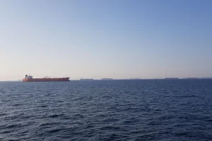 Τα Στενά του Ορμούζ παραμένουν ανοιχτά για όλους εκτός από τους «εχθρούς του Ιράν», λέει αξιωματούχος μετά το τελεσίγραφο Τραμπ